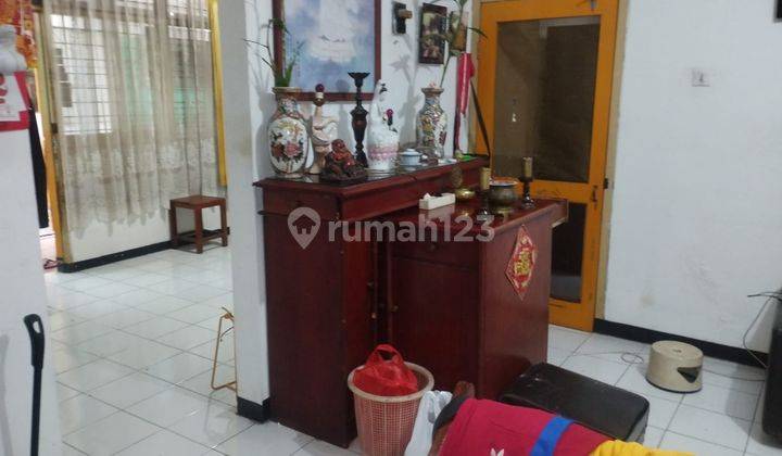 Rumah 2 Lt Strategis Untuk Kosan di Sayap Lengkong Bandung Kota 2