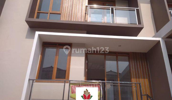 Jual Cepat Rumah 2 Lantai di Cluster Bali Garden City View Awiligar Bandung 1