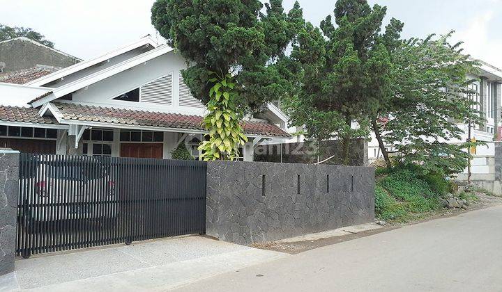 Rumah nyaman strategis di Gunung Batu Sayap Pasteur Bandung 1