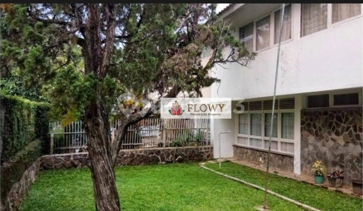 Jual Rumah Terawat Asri di Hegarmanah Ciumbuleuit Bandung 