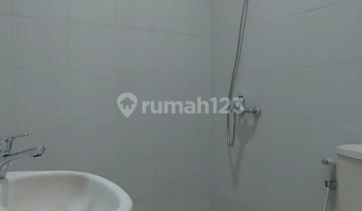 Rumah Murah Baru Renov di Banyak Sumba Kota Baru Parahyangan Bdg