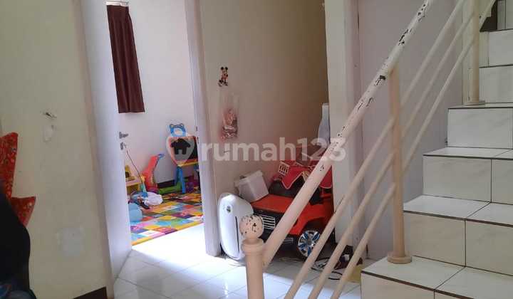 Jual Rumah Keren 2 Lantai di Cluster Setra Duta Bandung Utara 2