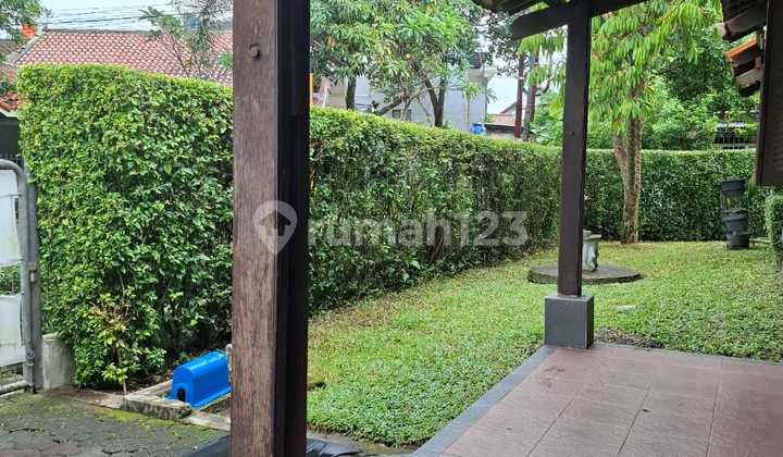 Rumah Terawat Strategis di Hook Sayap BKR - Buah Batu Bandung