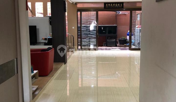 Rumah Lux 2 Lantai Full Furnish di Komplek Nusa Hijau Kota Cimahi