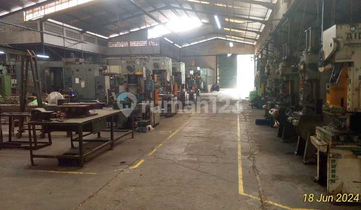 Jual Tanah+Pabrik Murah di Mainroad Raya Soreang-Kutawaringin Jual Tanah+Pabrik Murah di Mainroad Raya Soreang-Kutawaringin