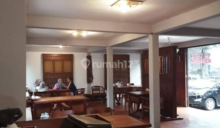 Sewa Ruko Strategis di Jalan Raya Dr. Djunjunan Pasteur Bandung 1