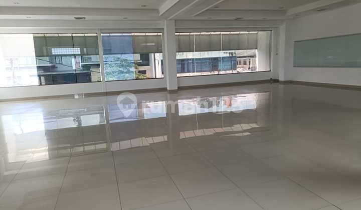 Sewa Gedung Kantor Gudang 3 Lantai di Geger Kalong Bandung Sewa Gedung Kantor Gudang 3 Lantai di Geger Kalong Bandung