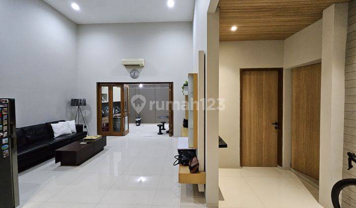 Jual Murah Rumah Cantik Full Furnish di Taman Holis Indah Bandung 1