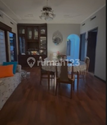 Sewa Rumah Homy Siap Huni di Hook Cluster Setrasari Indah Bandung Sewa Rumah Homy Siap Huni di Hook Cluster Setrasari Indah Bandung