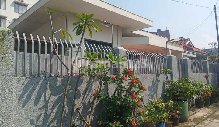 Jual Rumah Terawat Nyaman di Sayap Pasirkaliki Bandung Kota