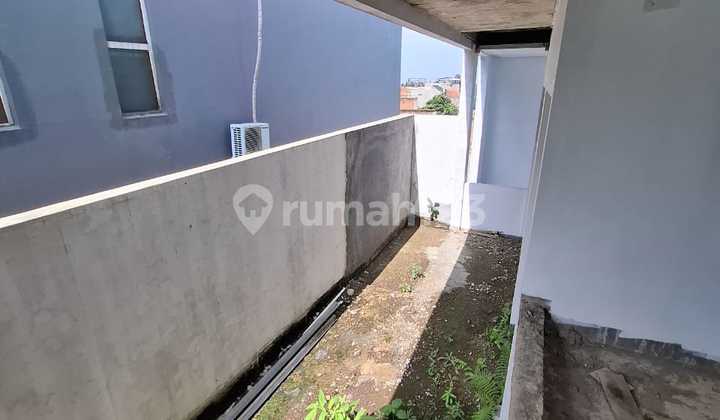 New House 80% Completed in Setra Duta Sepang Cluster, Bandung New House 80% Completed in Setra Duta Sepang Cluster, Bandung