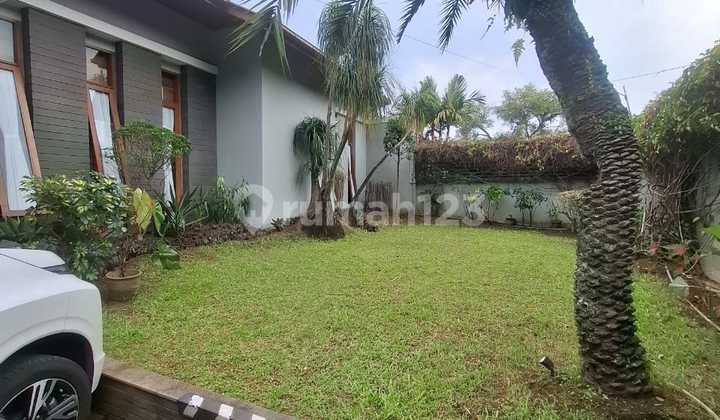 Rent a Cozy Luxurious House in the Cipaku Indah Cluster, Setiabudi, Bandung