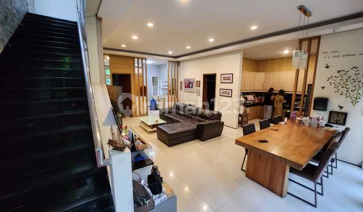 For Sale Luxury Furnished House in Singgasana Pradana Cluster Bandung