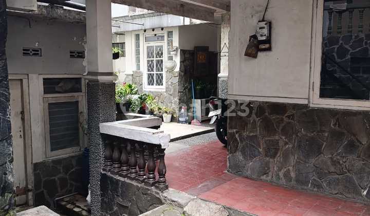Jual Rumah Kosan+Tinggal di Geger Kalong Bandung Utara