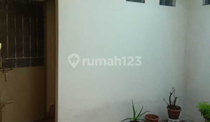 Strategic Business Space Ruko on Pungkur, Bandung City 2