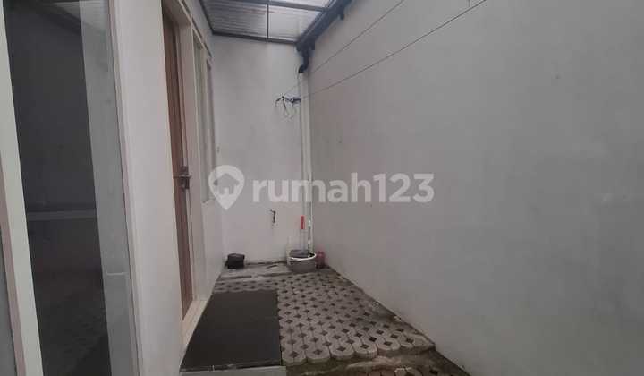 Rent a Comfortable 2-Story House in the DPRD Complex, Ciwaruga, Bandung 2