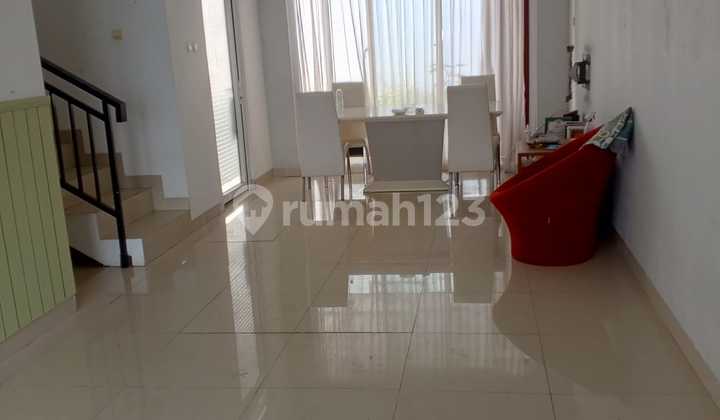 Ready-to-Occupy House in Margahayu Metro Complex, Soekarno Hatta, Bandung 2