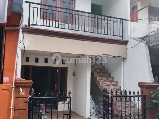 Rumah 2 Lantai Di Perumahan DKI Pondok Kelapa - Jakarta Timur 
 1