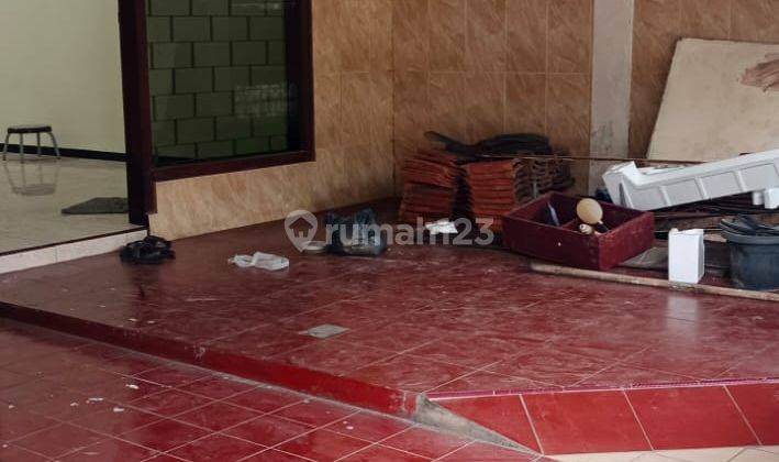 Disewakan Rumah 1.5 Lantai Di Pondok Kelapa, Jalan Janur - Jakarta Timur  2