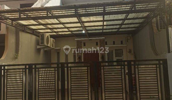 Rumah 2 Lantai Di Cempaka Putih Barat - Jakarta Pusat
 1