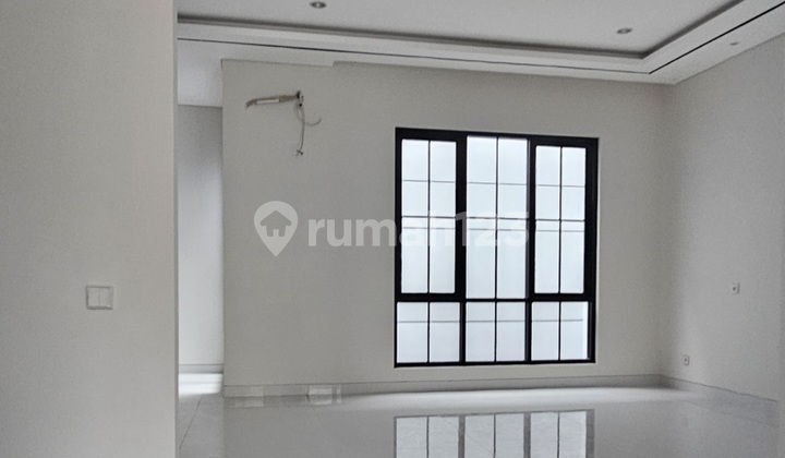 American Style House Graha Family West Surabaya 2