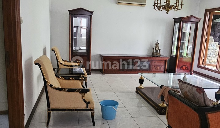 Disewakan Graha Family Terawat Siap Huni Surabaya Barat 2