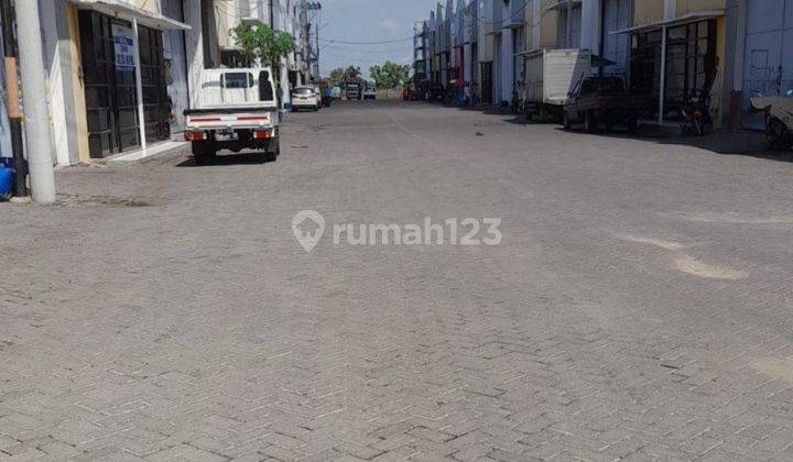 GUDANG BAGUS ECO SATRIA BY PASS KRIAN , SURABAYA DEKAT KLBM  2