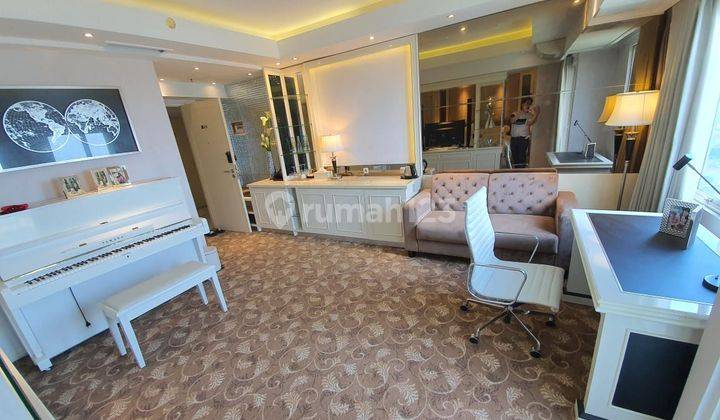 APARTEMEN Tanglin 2 UNIT LOSS 1 FURNISH LUX PAKUWON SURABAYA  2