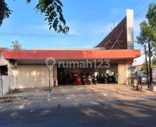 Strategic Commercial Pacarkeling Kalasan East Surabaya 2