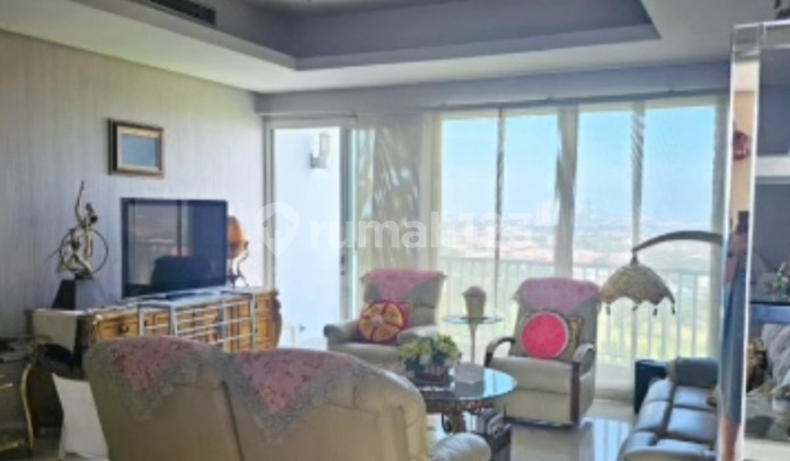 Lux Golf View Adhiwangsa Apartment West Surabaya 2