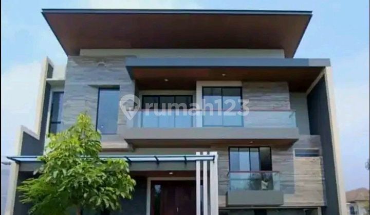 Pakuwon Indah Luxury Split Level House West Surabaya Near Citraland, Graha Family 2