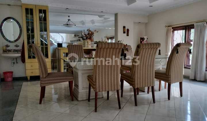 Graha Family Fully Furnished House Ready to Occupy West Surabaya 2