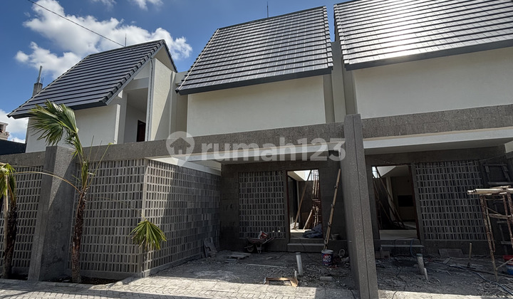 Semi Villa 2 Bedroom House in One Gate System Cluster in Kerobokan, North Kuta, Badung, Bali [Code-Ku.in.26041701]