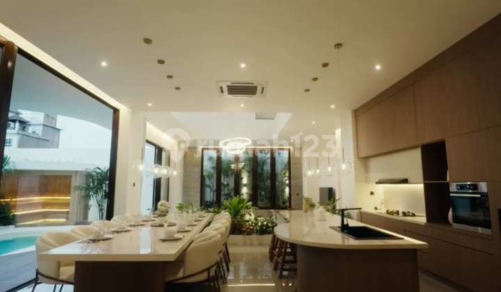 Best Deal! Brand New 3 BR Luxury Villa Fully Furnished In Seminyak