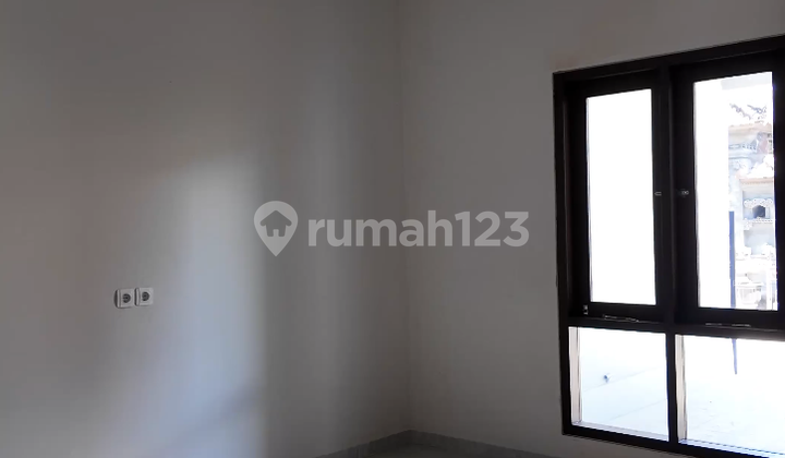 Rumah Baru 2 Lantai dengan 3 Kamar Tidur Siap Huni di Sesetan Denpasar Selatan [Kode-Ds.rd.26041001]