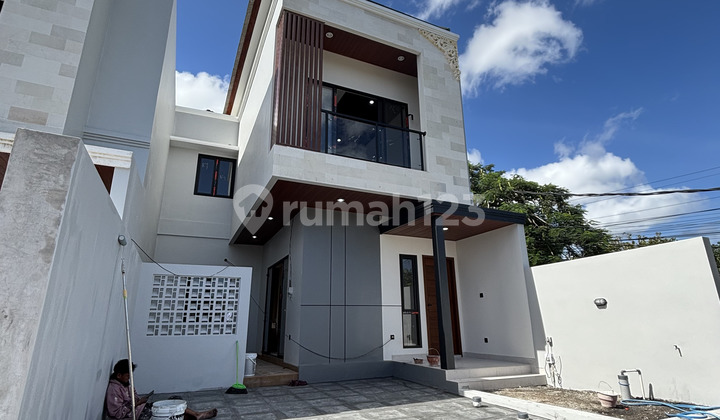 Semi Villa 3 Bedroom Modern Tropical One Gate System House in Mumbul Nusa Dua, South Kuta Semi Villa 3 Bedroom Modern Tropical One Gate System House in Mumbul Nusa Dua, South Kuta