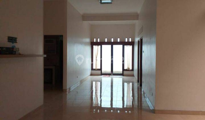 Disewakan Rumah Siap Pakai Di Tengah Kota Solo 2