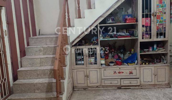 RUMAH 2LT SIAP HUNI JUAL CEPAT DI PERUMAHAN JAKARTA TIMUR 2