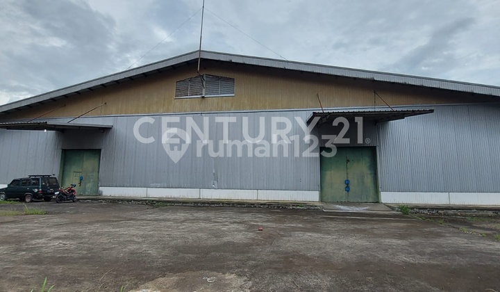 Largest Warehouse with 40-Foot Container Access on Bogor Main Road