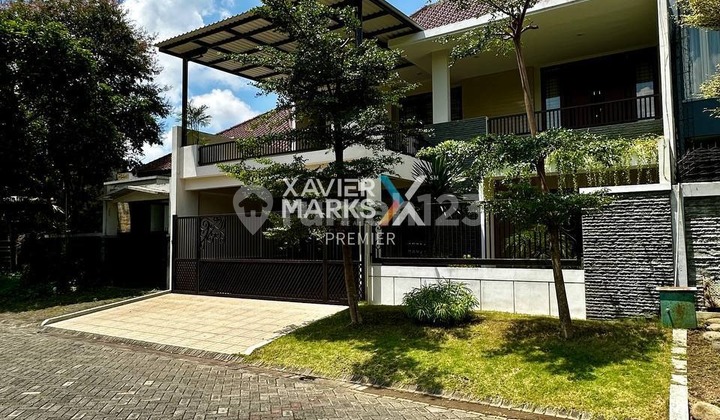 DIJUAL RUMAH MODERN TROPIS KONSEP VILLA DI TAMAN GOLF MEGAH - ARAYA MALANG 2