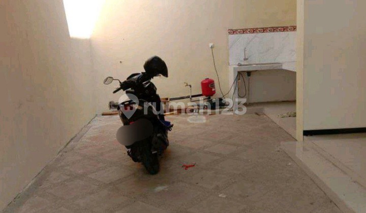 FOR SALE 2-STORY HOUSE READY TO OCCUPY NEAR GRAND MERCURE HOTEL IN PURWANTORO, BLIMBING, MALANG CITY 2