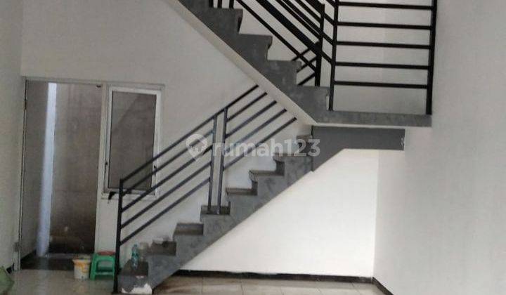 Disewakan Ruko 2 Lantai Bagus SHM di Pandanwangi Sulfat Malang  6