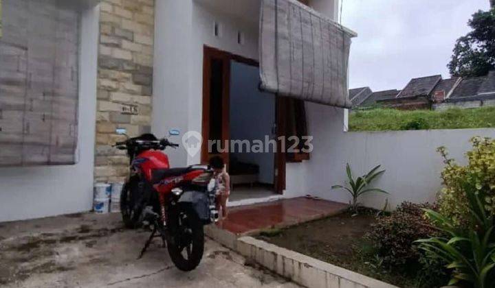 Rumah Bagus Siap Huni Dekat Pasar Gadang di Karangduren Malang 1