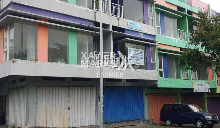 Ruko 3 Lantai Jejer Strategis SHM di Tengah Kota Wisata Batu 7