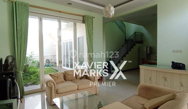 Rumah 2 Lantai Full Furnish Dekat Cyber Mall di Istana Dieng Malang 2