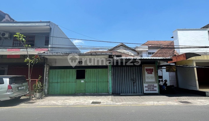 DIJUAL BANGUNAN HITUNG TANAH TERMURAH DEKAT PASAR BESAR MALANG