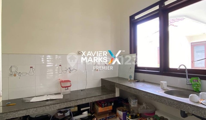 QUICK SALE, READY-TO-OCCUPY HOOK HOUSE IN VILLA PUNCAK TIDAR (VPT)