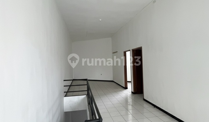 DISEWAKAN RUKO 2 LANTAI STRATEGIS NOL JL RAYA SULFAT PURWANTORO BLIMBING KOTA MALANG DISEWAKAN RUKO 2 LANTAI STRATEGIS NOL JL RAYA SULFAT PURWANTORO BLIMBING KOTA MALANG