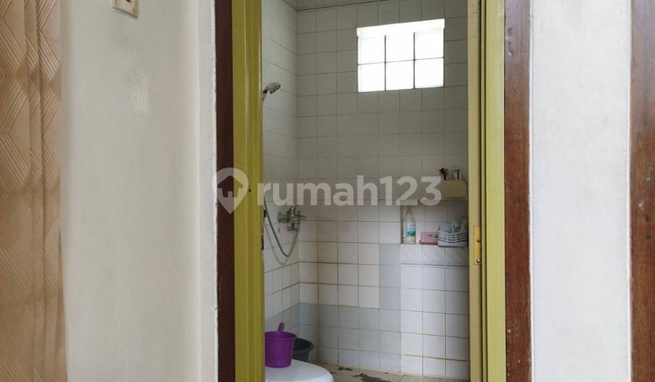 FOR SALE PARENT HOUSE & BOARDING HOUSE NEAR SUHAT STREET AND ABM CAMPUS ON CANDI-CANDI STREET, LOWOKWARU, MALANG CITY 2