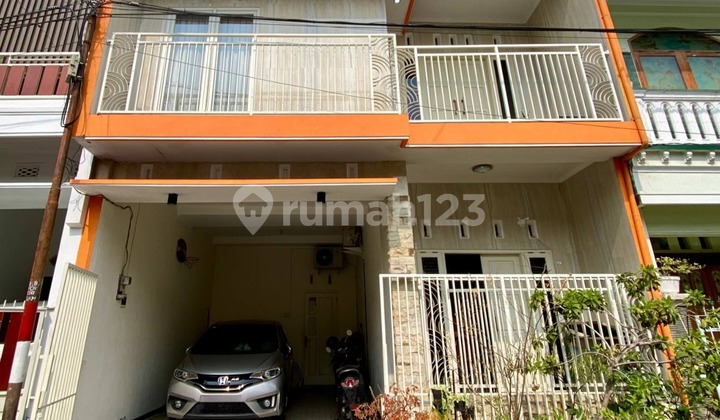 For Sale Fully Furnished House One Step from UB in Suhat, Malang City